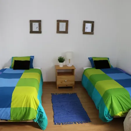 Blue Sky Apartment *